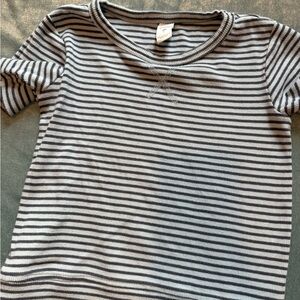 Kate Quinn Black and Gray Striped Tee